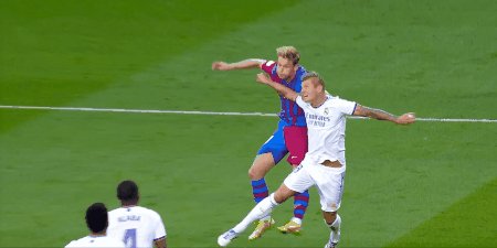 1635089638272081629.gif bar rmc 12.gif