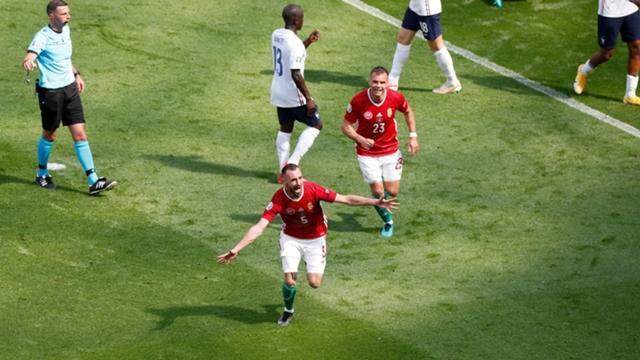 世界杯app下载-法国陷入阵地战泥沼爆冷战平 中卫位置问题最大？